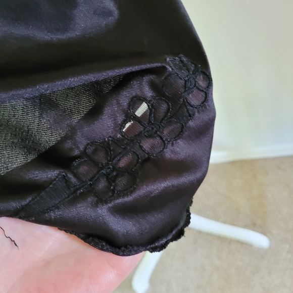 Halfslips 2 in a bundle vintage - Picture 4 of 8